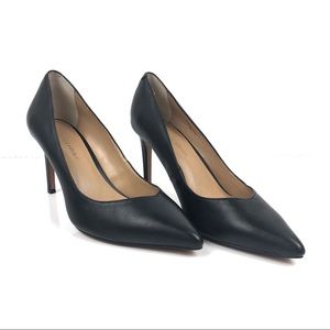 Banana Republic Madison 12-Hour Pump Black